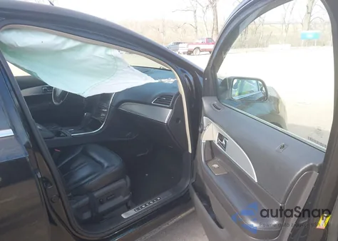 2013 Lincoln Mkx z USA, uszkodzony, nr VIN 2LMDJ6JK5DBL24731